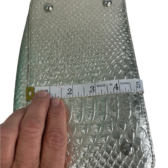 London Fog Gold Metallic Linen Snakeskin Tote Large Bag Purse Preppy Chic Summer - Picture 9 of 14